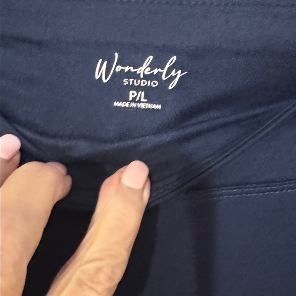 Wonderly Studio Navy High Rise Leggings P/L NWT Stretch - Picture 3 of 7